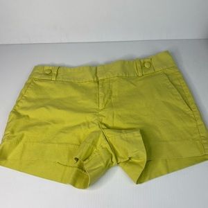 Banana Republic size 6 key lime cotton ryan style chino short